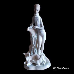 Lladro figurine BOY With LAMBS LLADRÓ Figurine. 4509 porcelain matt